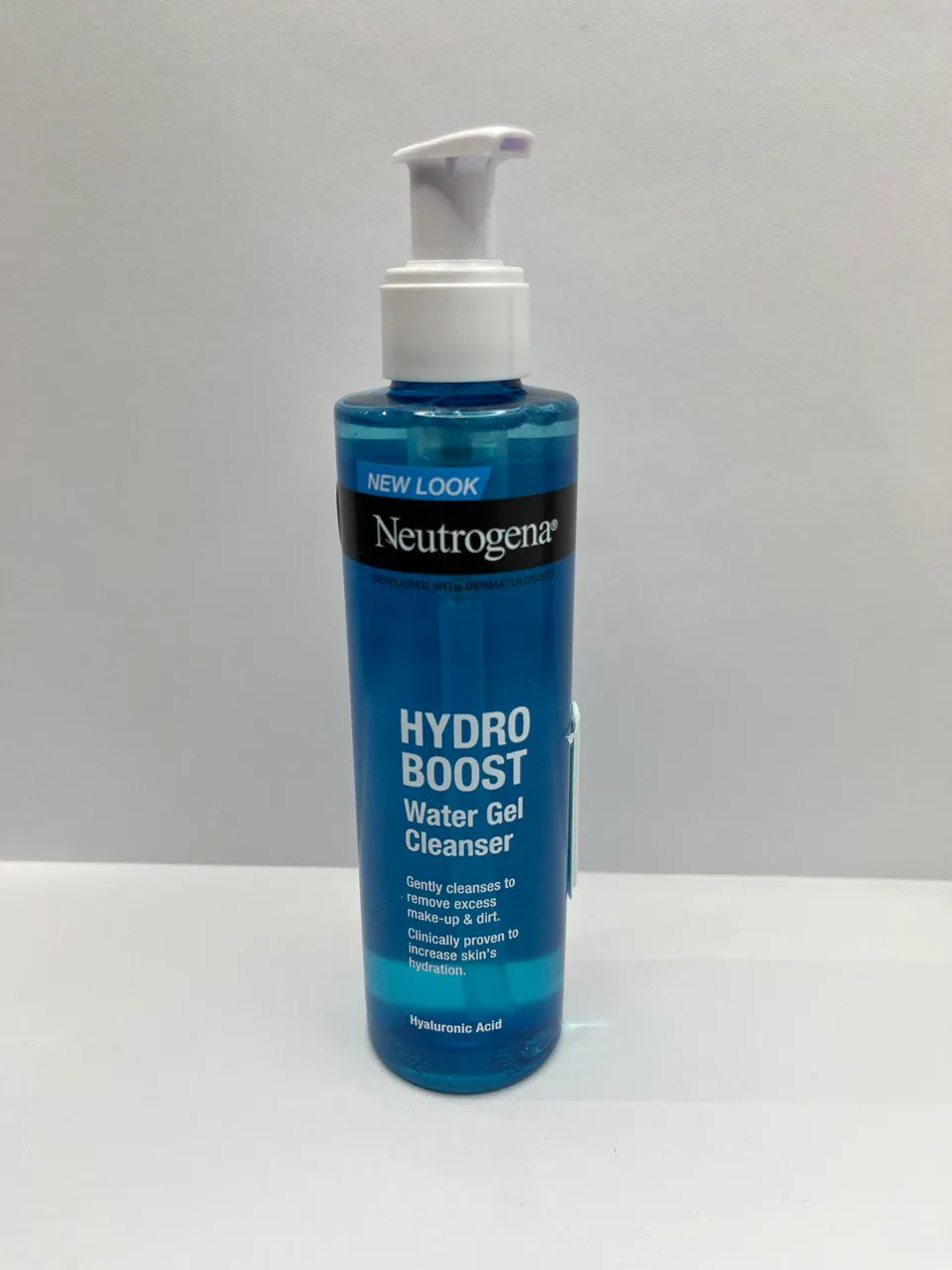 ژل شستشو هیدروبوست نوتروژینا