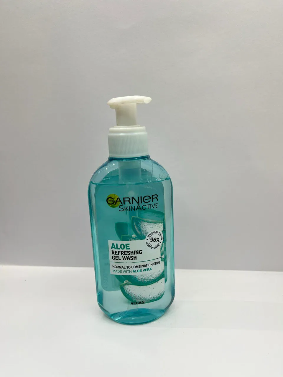 ژل شستشو آلوئه ورا گارنیر