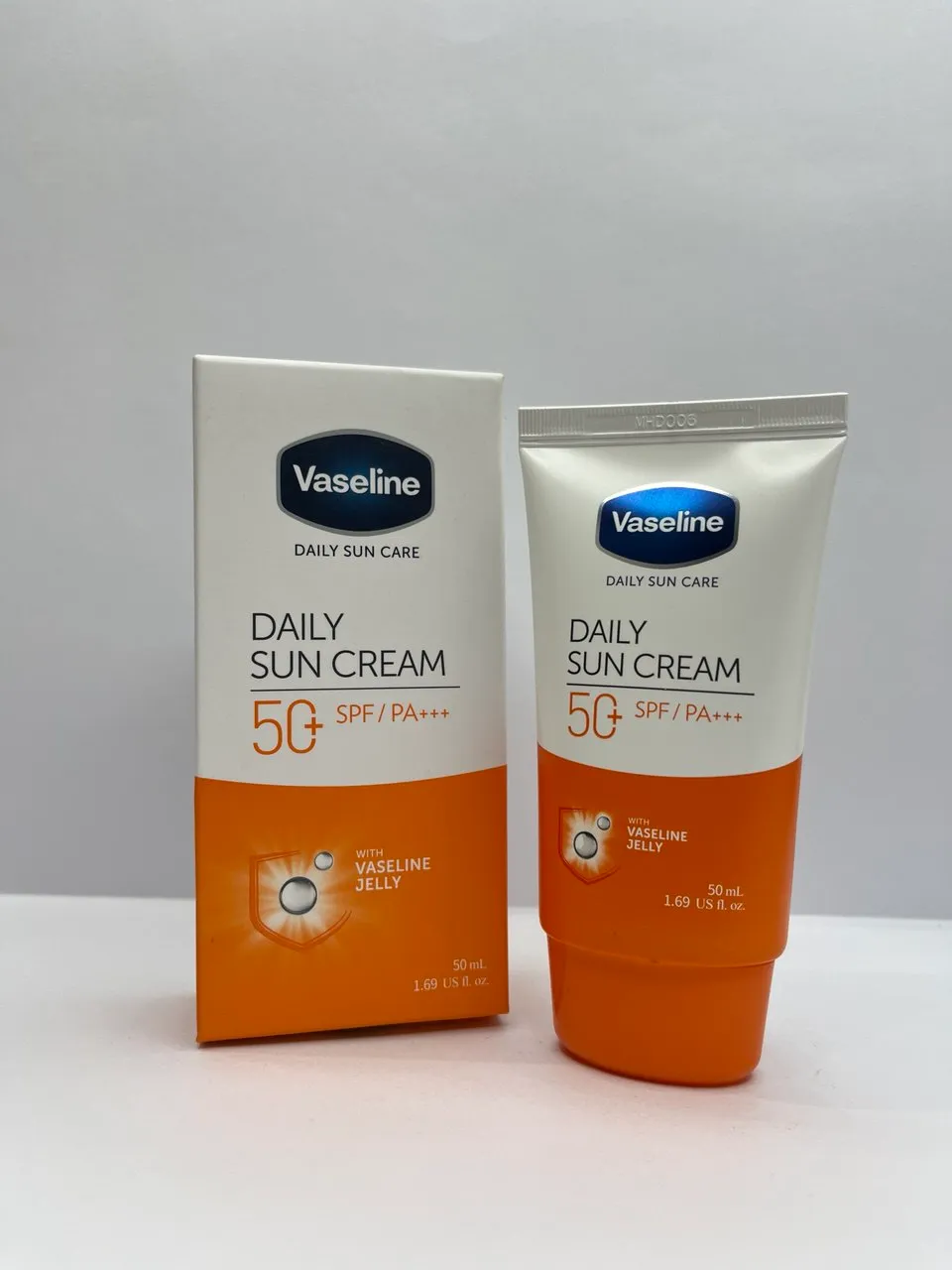 ضدافتاب روزانه وازلین